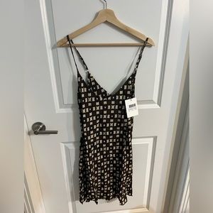 DISSH Geometric Tunic Top | US 6